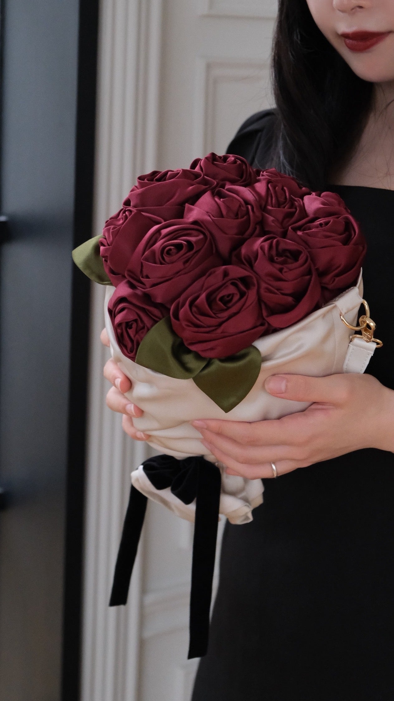 Red Rose × Ivory Satin