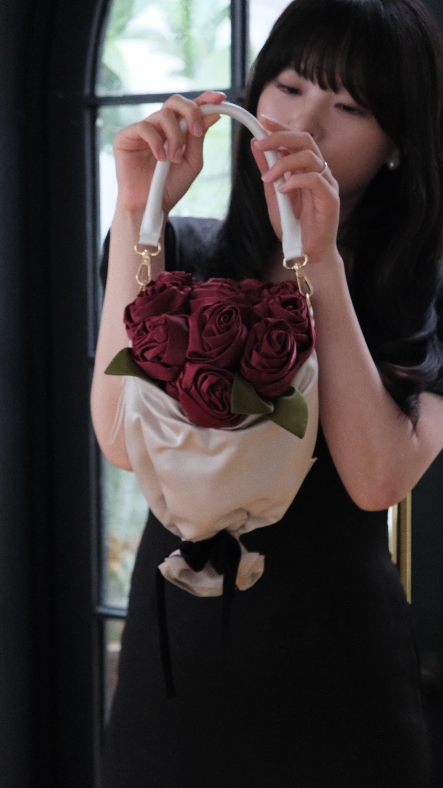 Red Rose × Ivory Satin