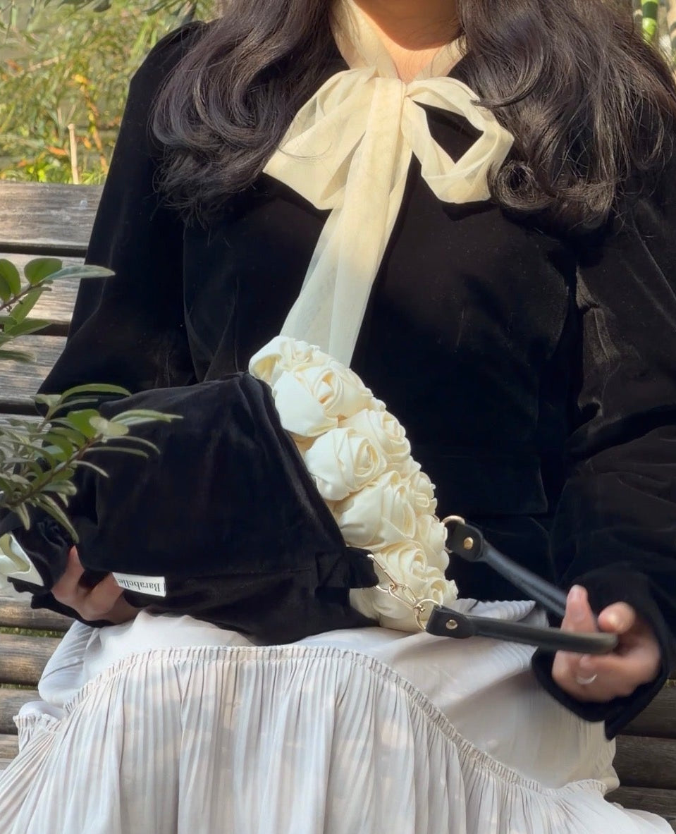 White Rose × Black Velvet